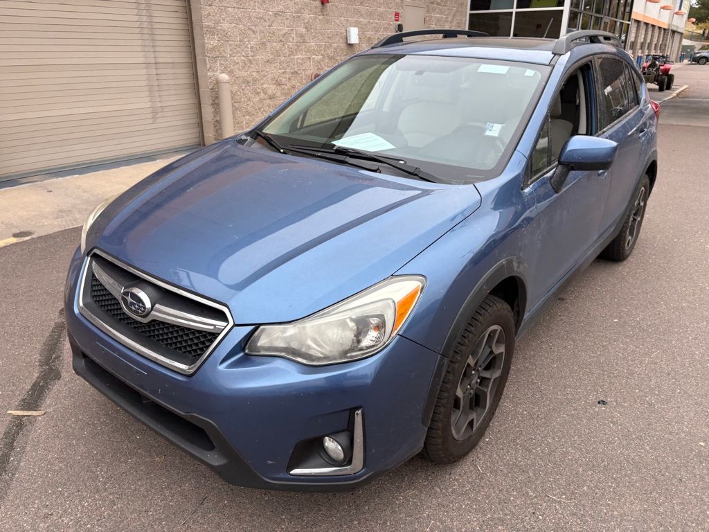 2017 Subaru Crosstrek 2.0i Premium photo 3