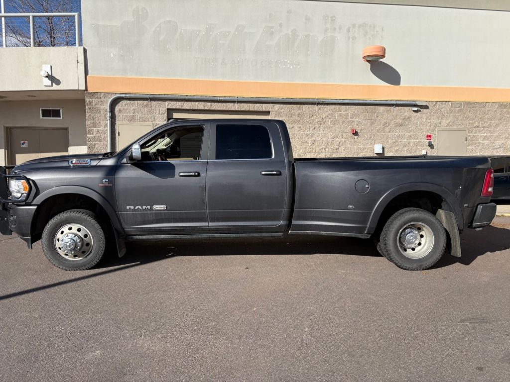2022 Ram 3500 Laramie Longhorn photo 4