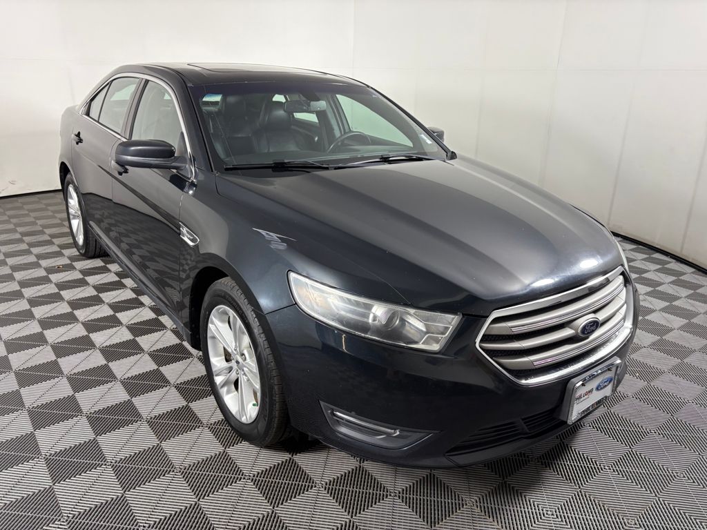 2014 Ford Taurus