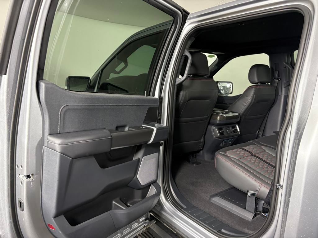 2025 Ford F-150 Lariat - Photo 34