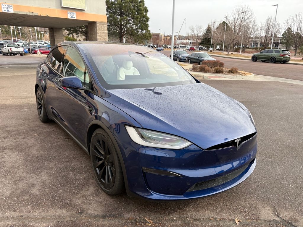 2023 Tesla Model X Long Range's photo