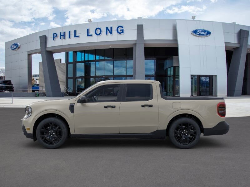 2025 Ford Maverick XLT photo 2