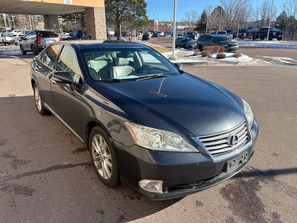 2010 Lexus ES Base's photo