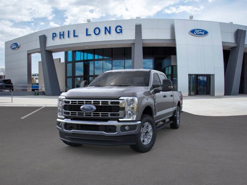 New 2026 Ford F-250SD XLT Truck Crew Cab