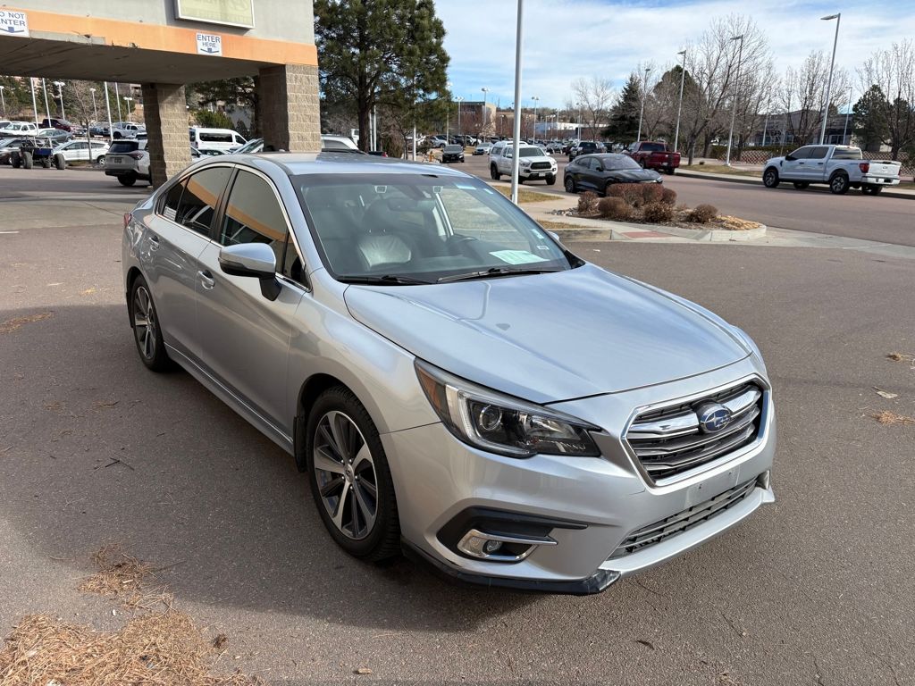 2019 Subaru Legacy Limited's photo