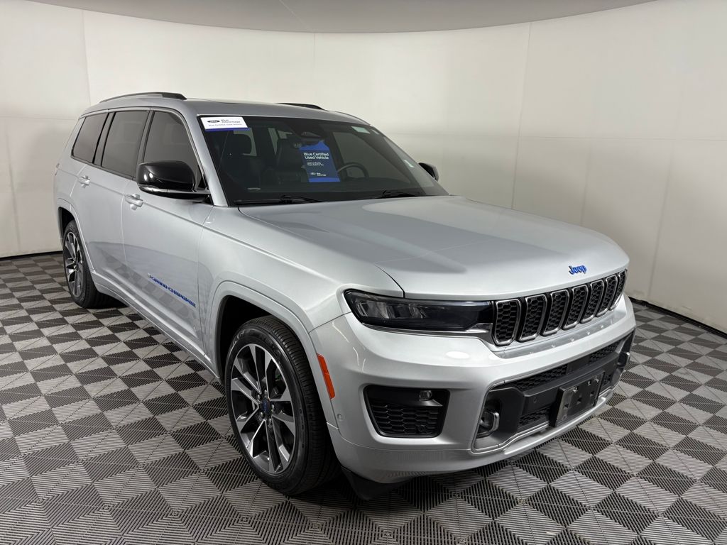 2021 Jeep Grand Cherokee L Overland's photo