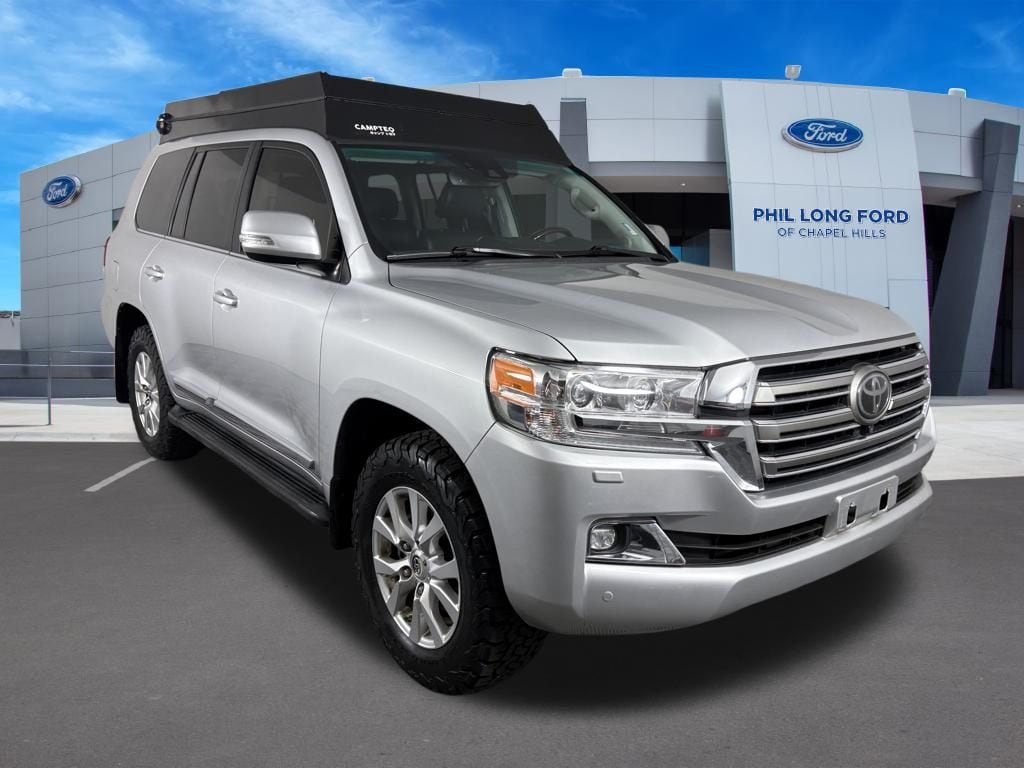 2016 Toyota Land Cruiser