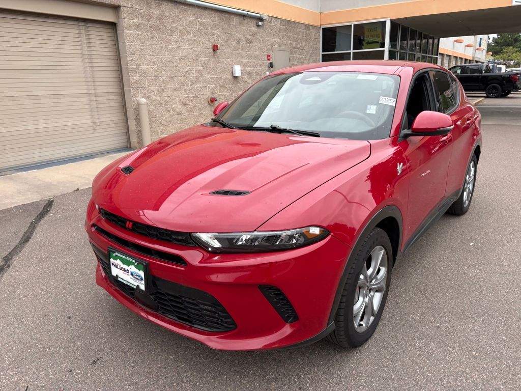 2024 Dodge Hornet R/T photo 3