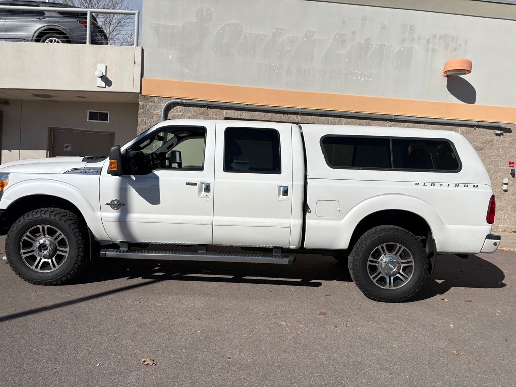 2013 Ford F-250 Lariat photo 4