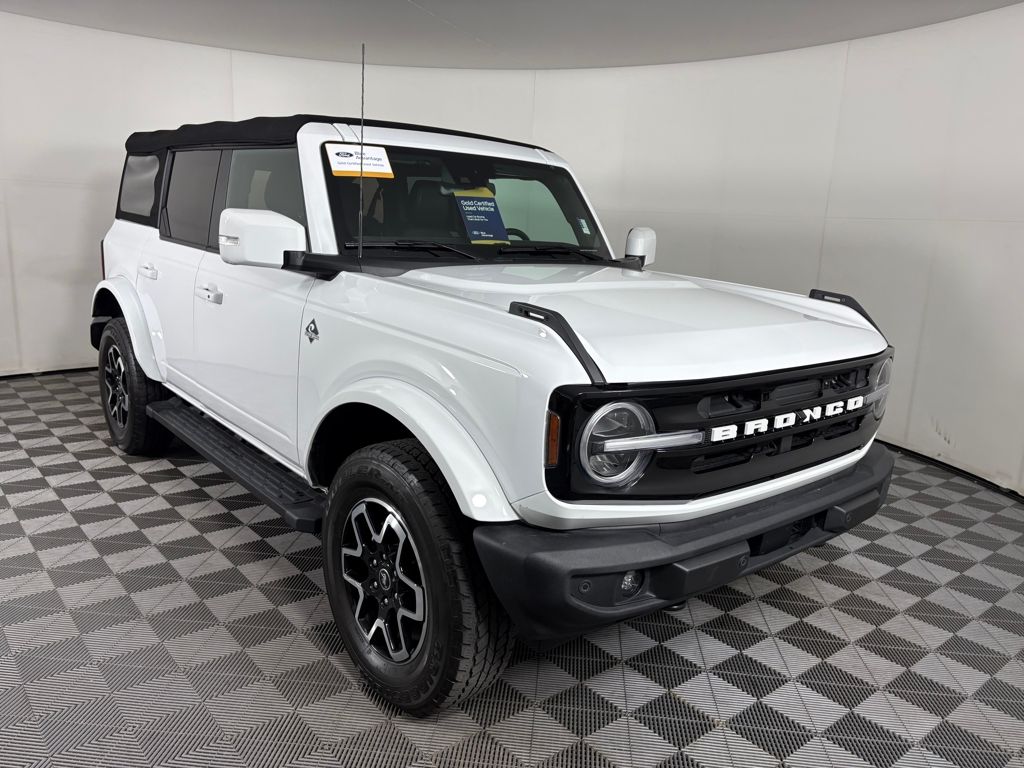 2022 Ford Bronco 4-Door Outer Banks
