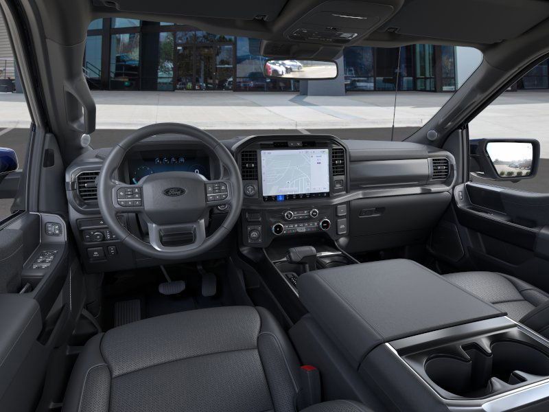 2025 Ford F-150 Lariat photo 3