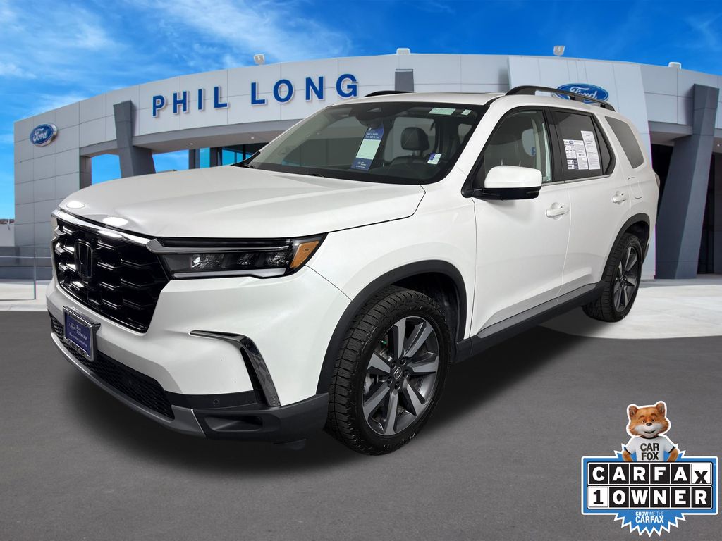 2024 Honda Pilot Touring AWD's photo