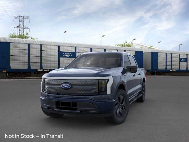 2025 Ford F-150 Lightning photo 2