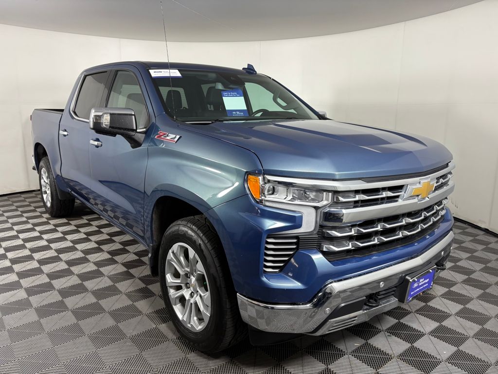 2024 Chevrolet Silverado 1500 LTZ's photo