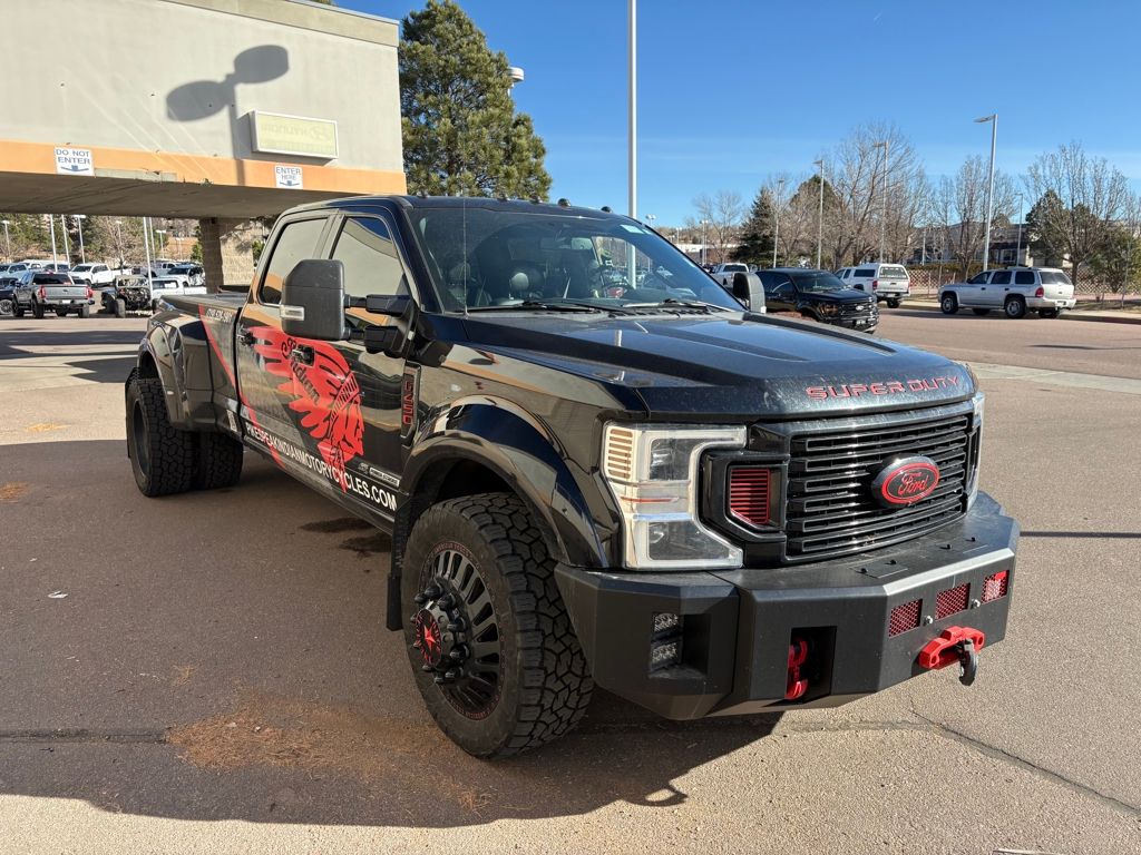 2020 Ford F-450 Super Duty Platinum's photo