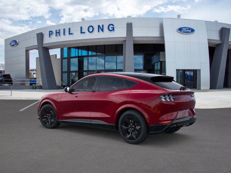 2025 Ford Mustang Mach-E GT photo 4