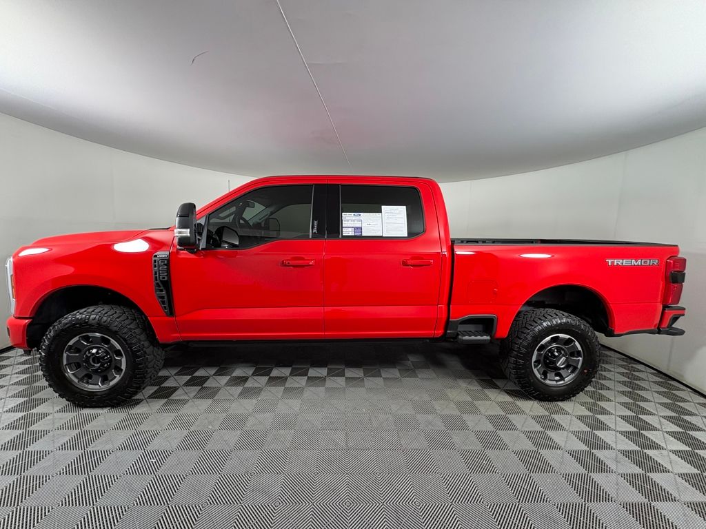 2024 Ford F-250 Lariat photo 4