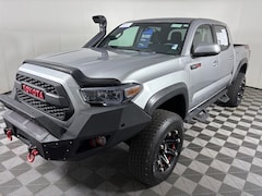 2017 Toyota Tacoma TRD Off-Road Truck
