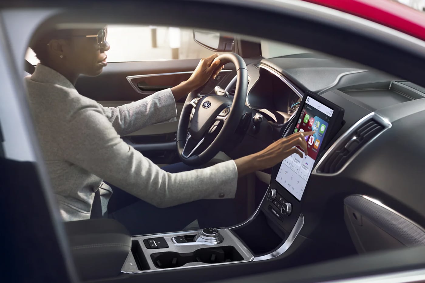 The dash and infotainment system of a 2023 Ford Edge