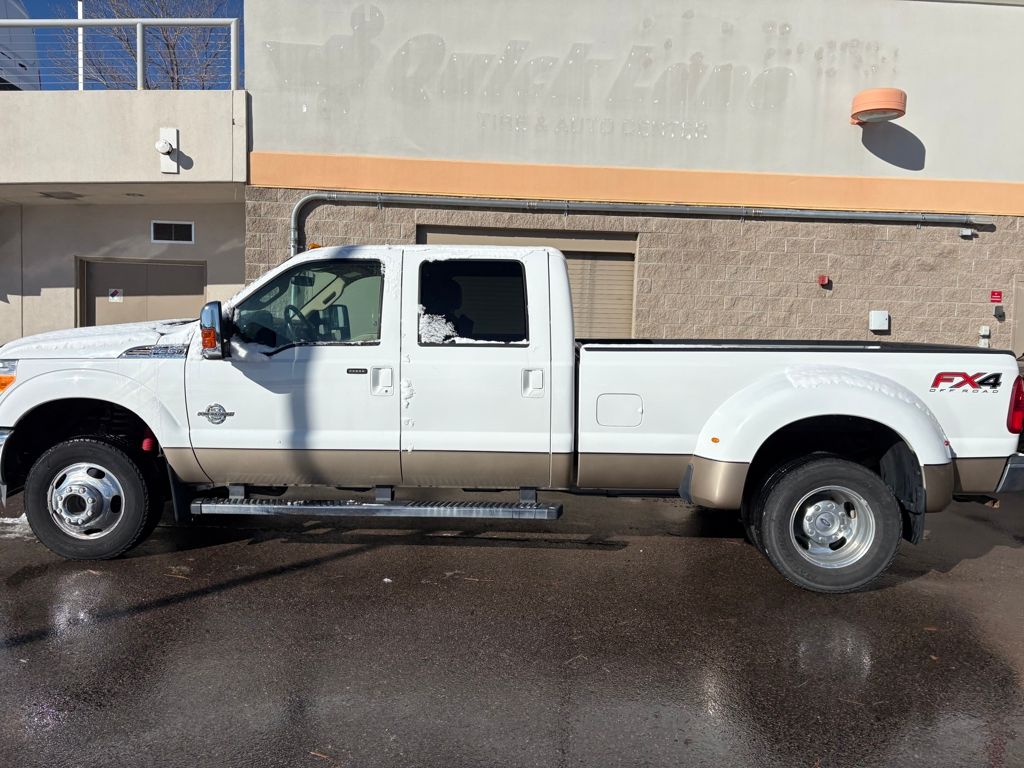 2012 Ford F-350 Lariat photo 4