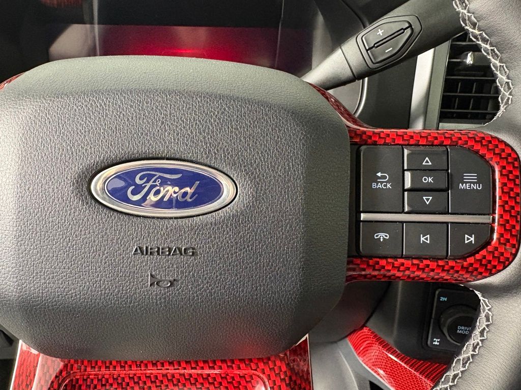 2025 Ford F-250 Super Duty Lariat - Photo 28