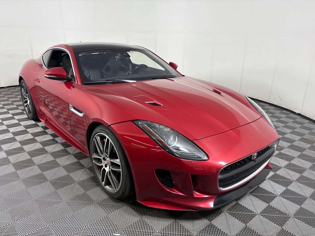 2017 Jaguar F-TYPE R's photo