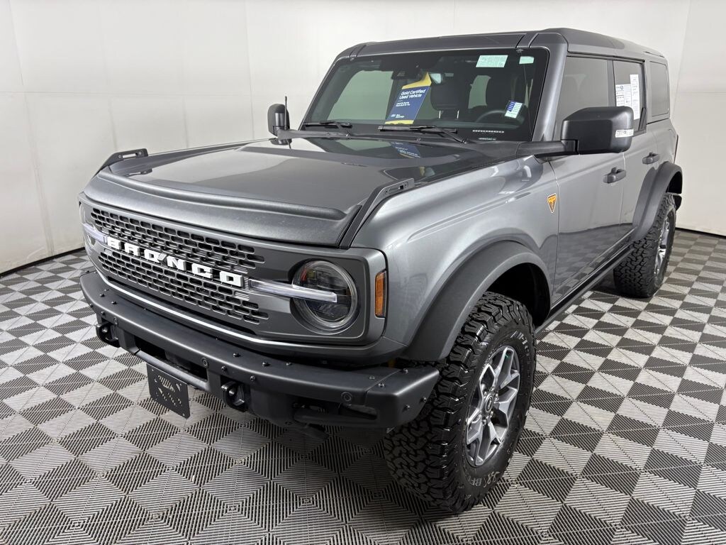 Certified 2025 Ford Bronco Badlands SUV