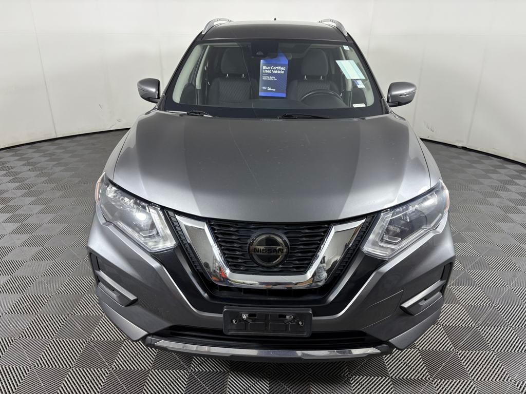 2020 Nissan Rogue SV photo 2