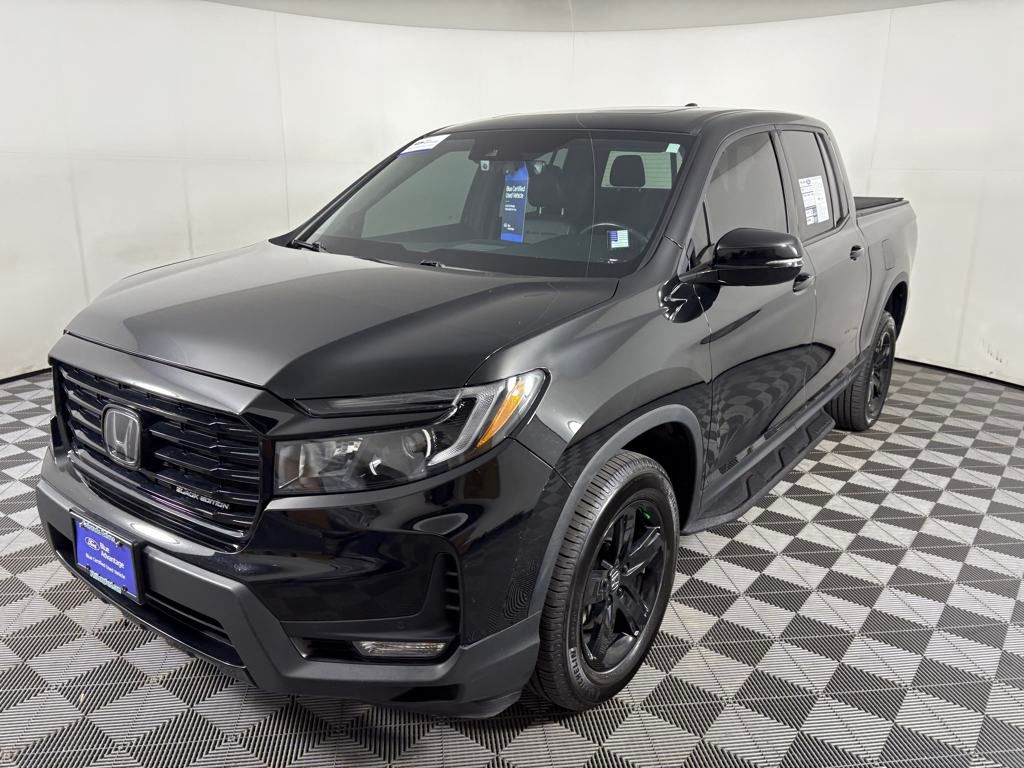2021 Honda Ridgeline Black Edition photo 3