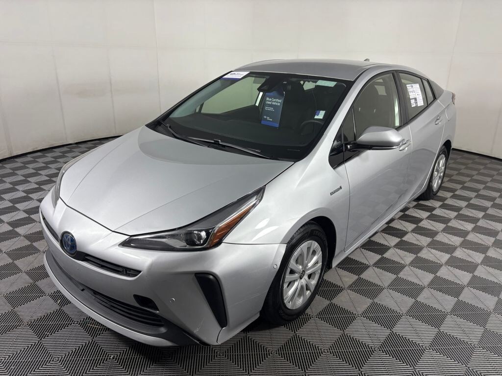 Certified 2019 Toyota Prius L Hatchback