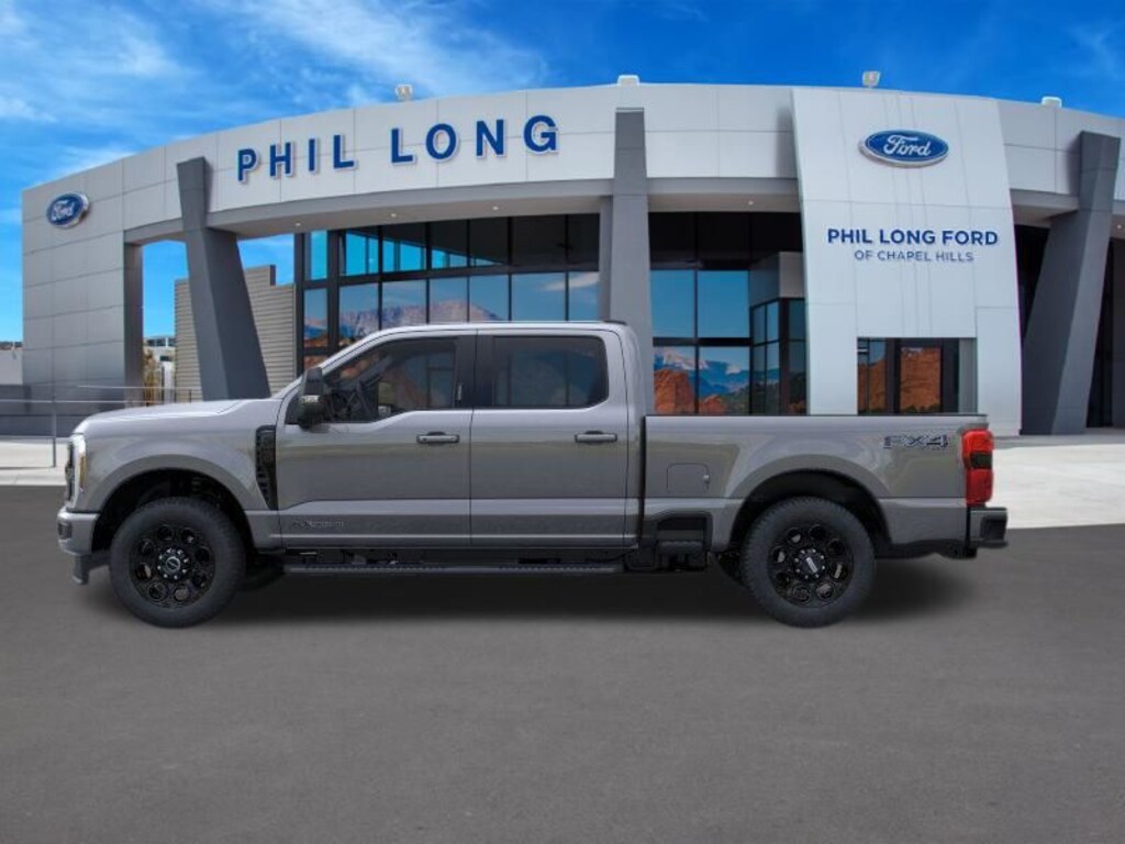 New 2026 Ford F-250SD Lariat Truck Crew Cab