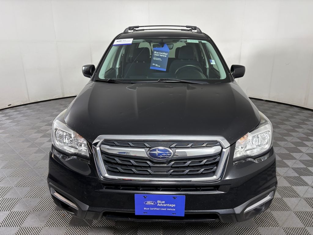 2017 Subaru Forester 2.5i Premium photo 2