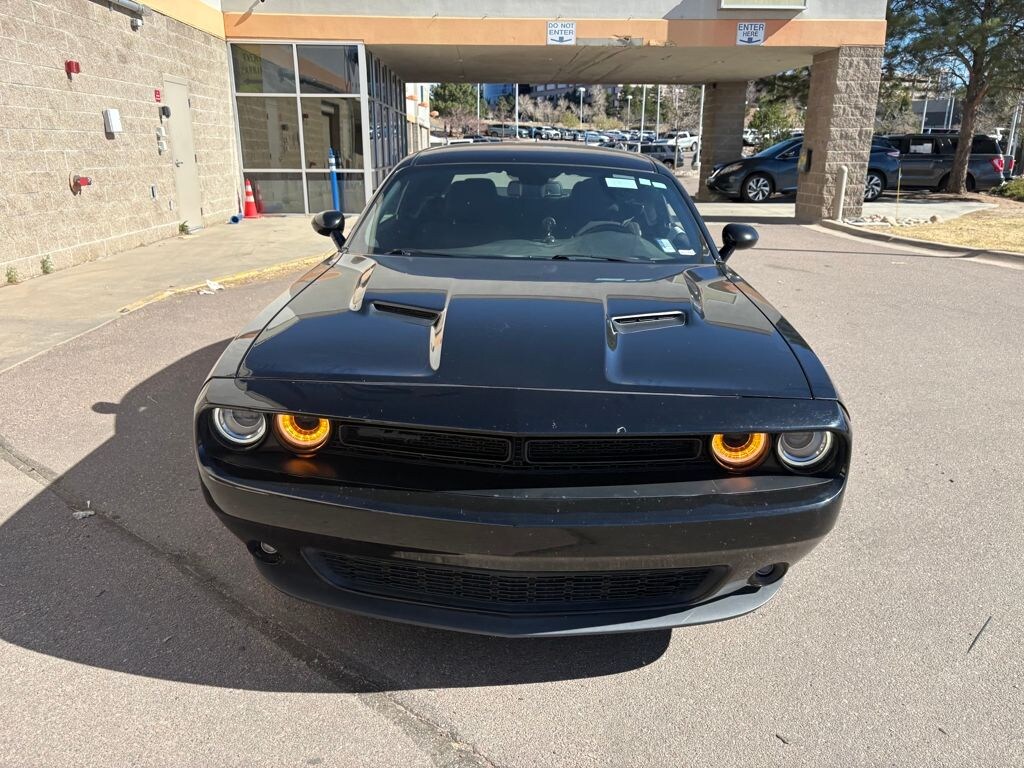 Used 2022 Dodge Challenger SXT Coupe