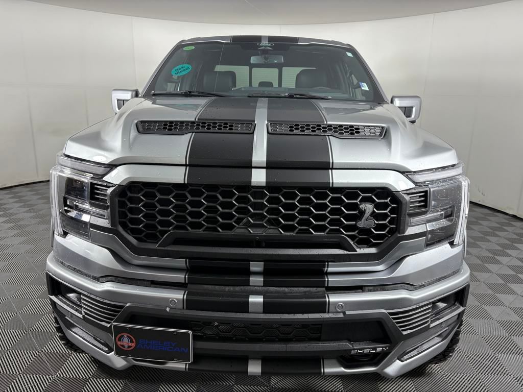2025 Ford F-150 Lariat photo 3