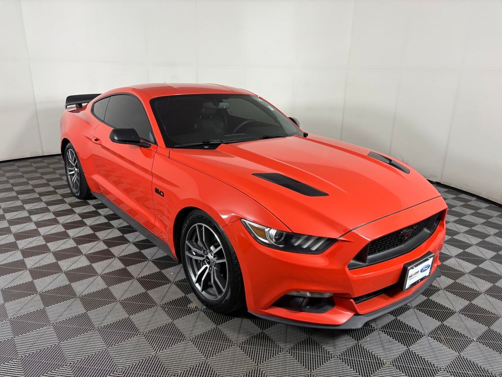 2015 Ford Mustang GT Premium's photo