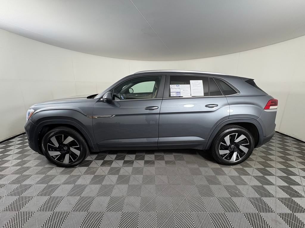 Certified 2024 Volkswagen Atlas Cross Sport 2.0T SE w/Technology SUV