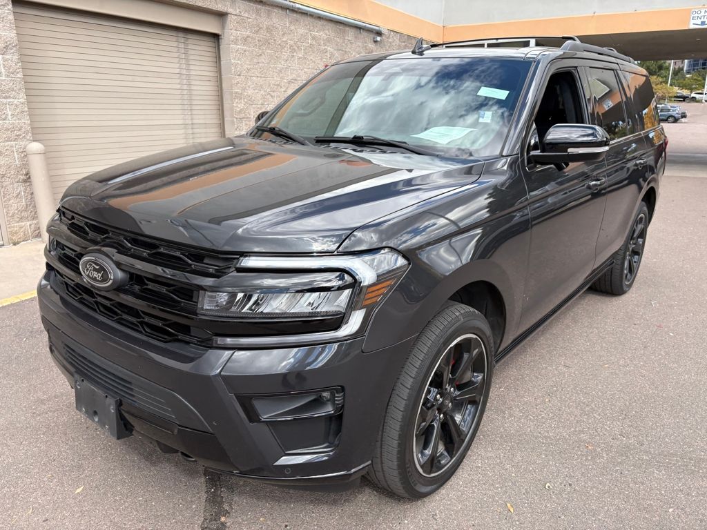 2022 Ford Expedition Limited photo 3