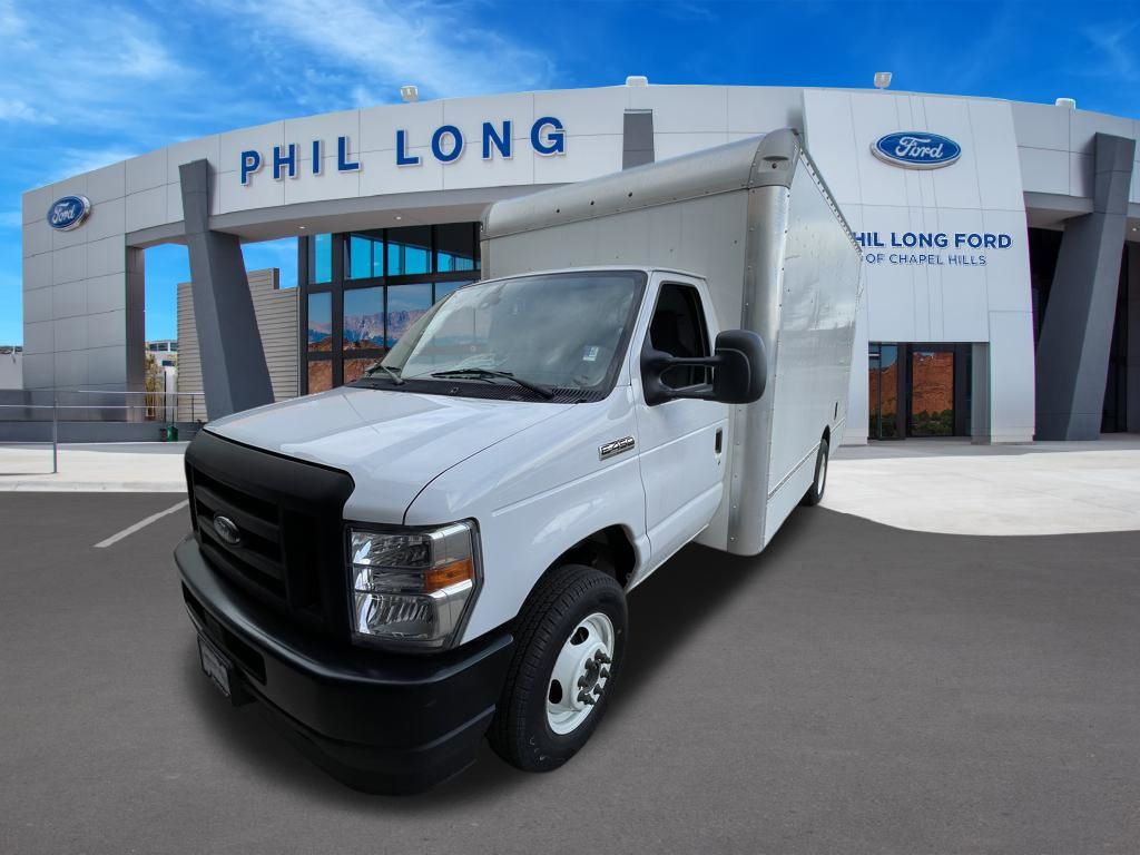 2024 Ford E-Series Cutaway Base - Photo 3