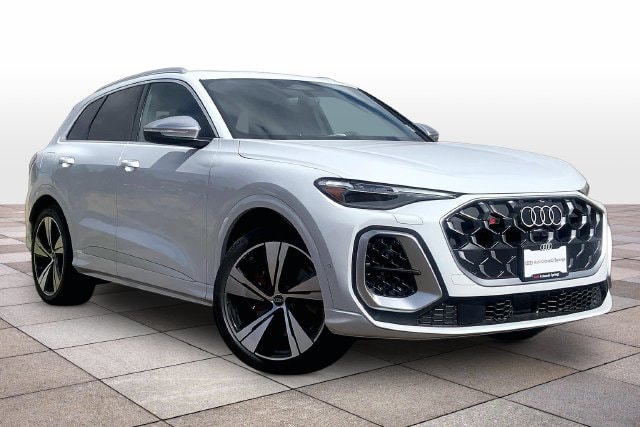 2026 Audi SQ5 Premium Plus - Photo 2