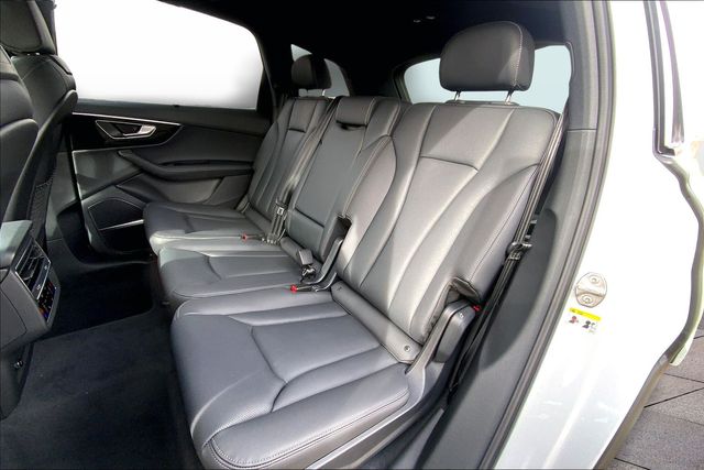2026 Audi Q7 Premium Plus - Photo 9