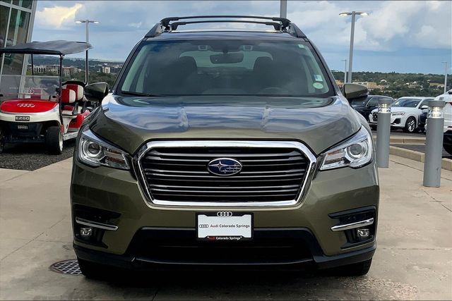 2022 Subaru Ascent Limited photo 3