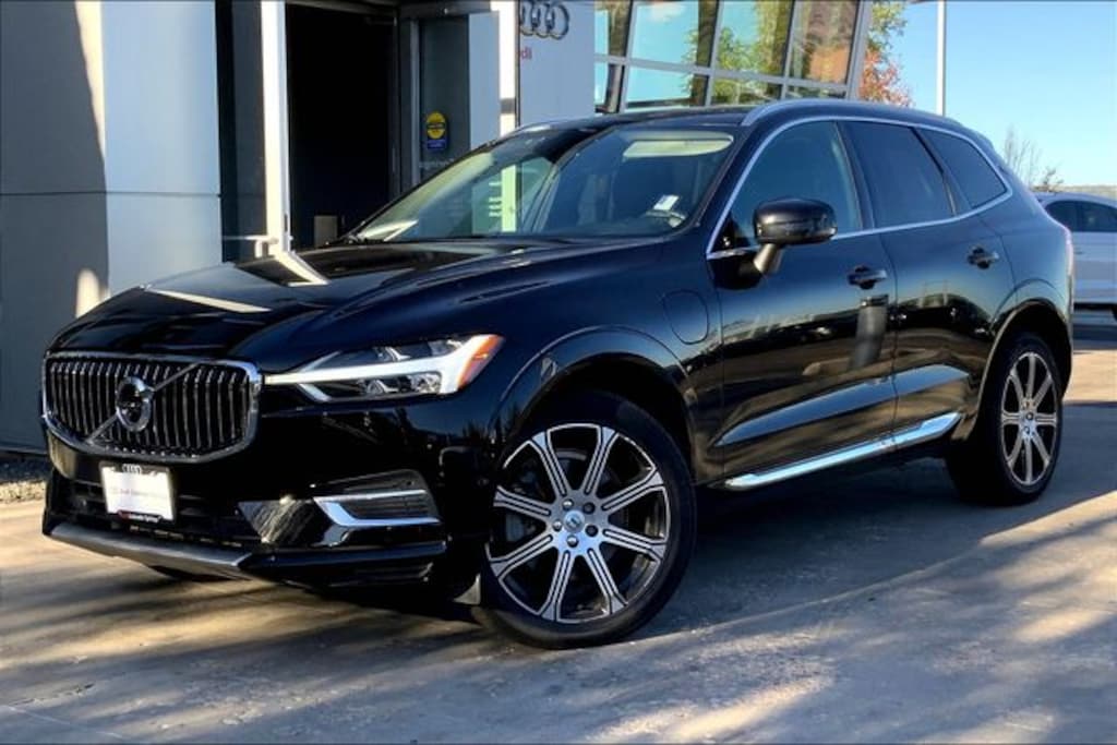 Used 2021 Volvo XC60 Recharge Plug-In Hybrid T8 Inscription SUV