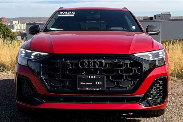2025 Audi SQ8 Prestige photo 3