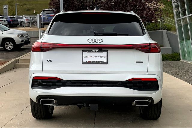2025 Audi Q5 2.0T Premium Plus photo 3