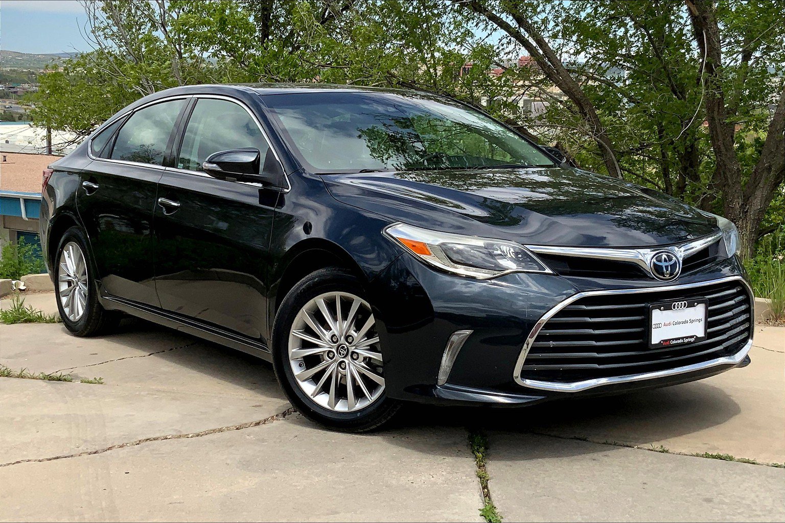 Used 2018 Toyota Avalon Limited with VIN 4T1BK1EB7JU280220 for sale in Colorado Springs, CO