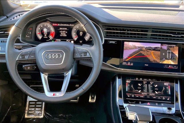 2024 Audi SQ8 Premium Plus photo 2