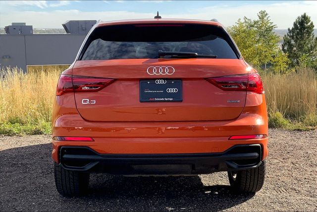 2025 Audi Q3 S line Premium Plus photo 4