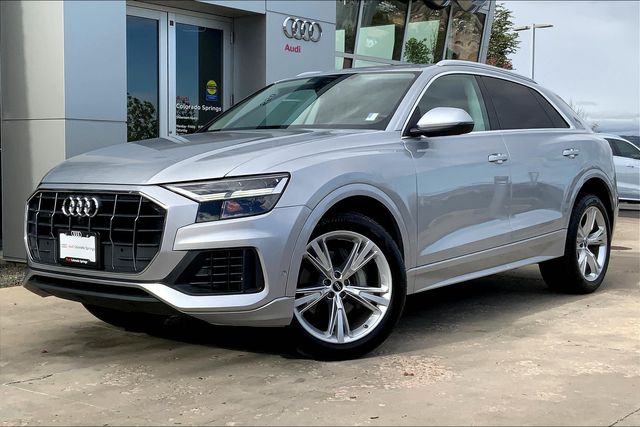 2022 Audi Q8 Premium's photo