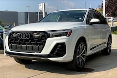 2025 Audi Q7 45 Premium Plus SUV