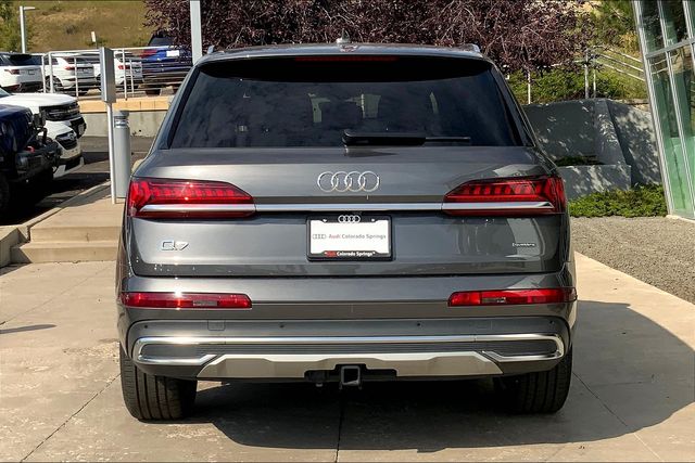 2022 Audi Q7 45 Premium Plus photo 3